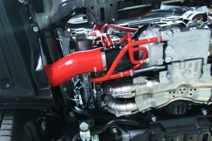 Turbocharger compressor inlet hose