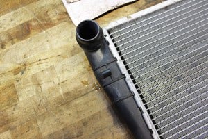 Stock radiator hose connections