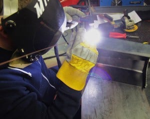 Airbox lid fabrication