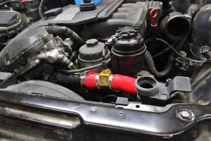 Temperature sensor installed for BMW E46 fan shroud testing