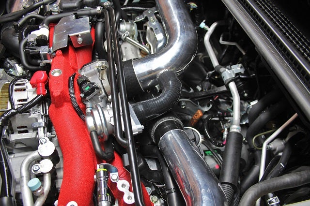 2015 STi front-mount intercooler hot-side pipe turbo connection
