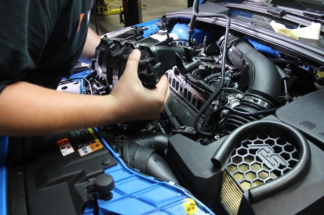 Removing the intake manifold for the Focus RS catch can