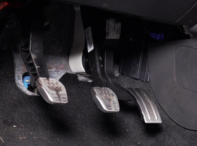 Prototype Focus RS gas pedal spacer installed