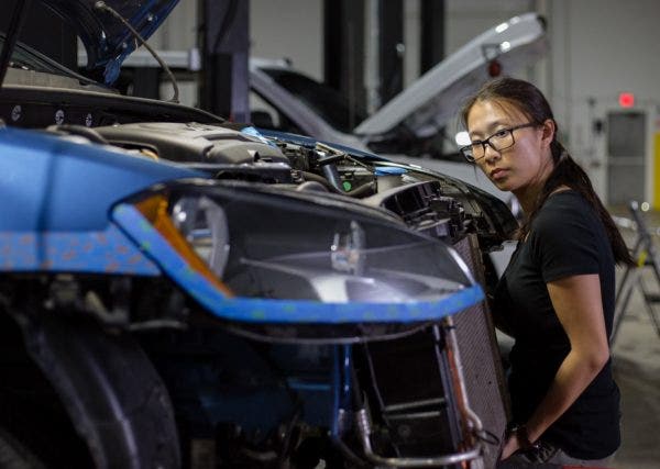 Ye can pretty much tear down a MK7 front end in her sleep at this point.